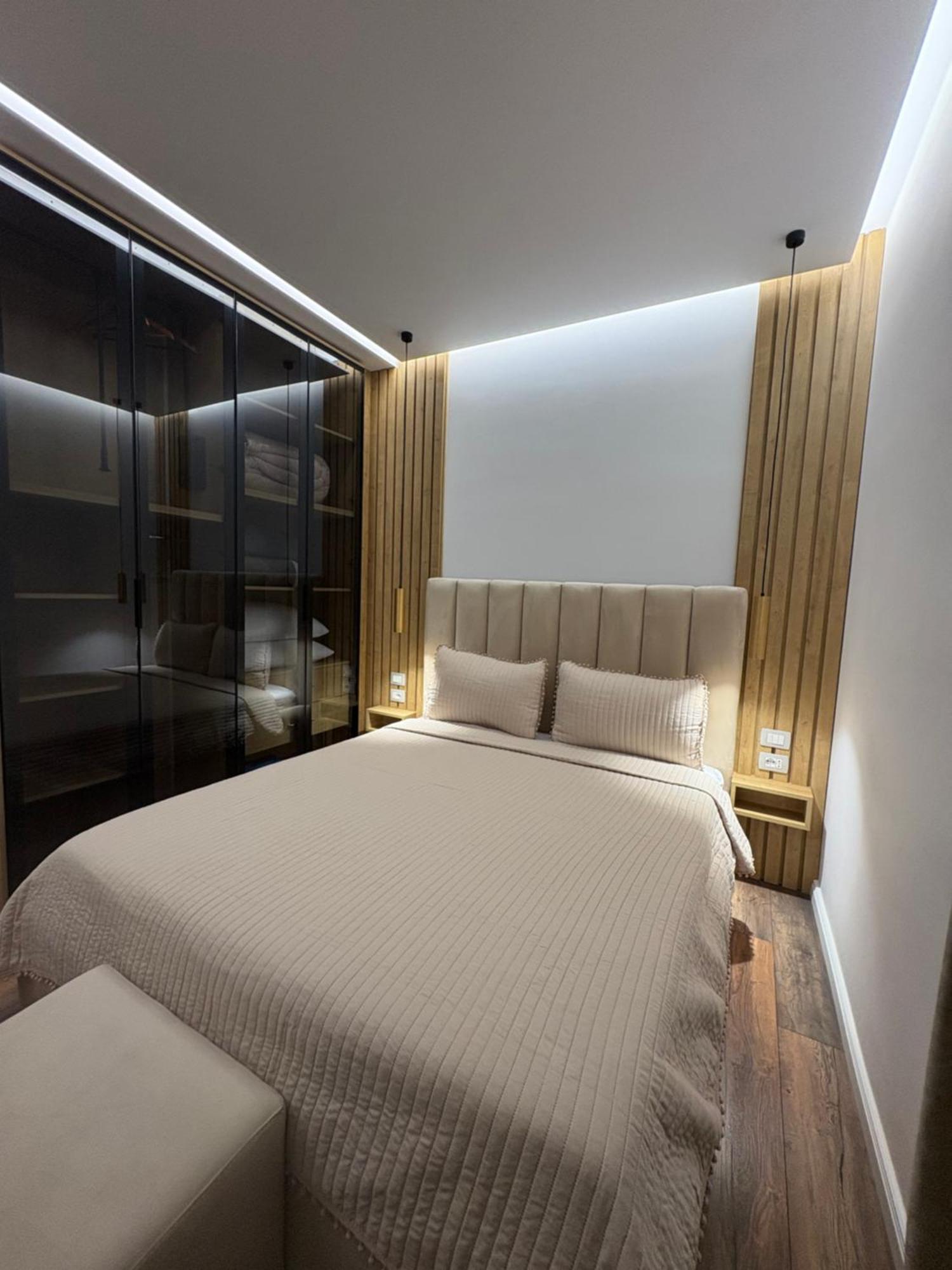 Alajs Apartament Vlore Ngoại thất bức ảnh