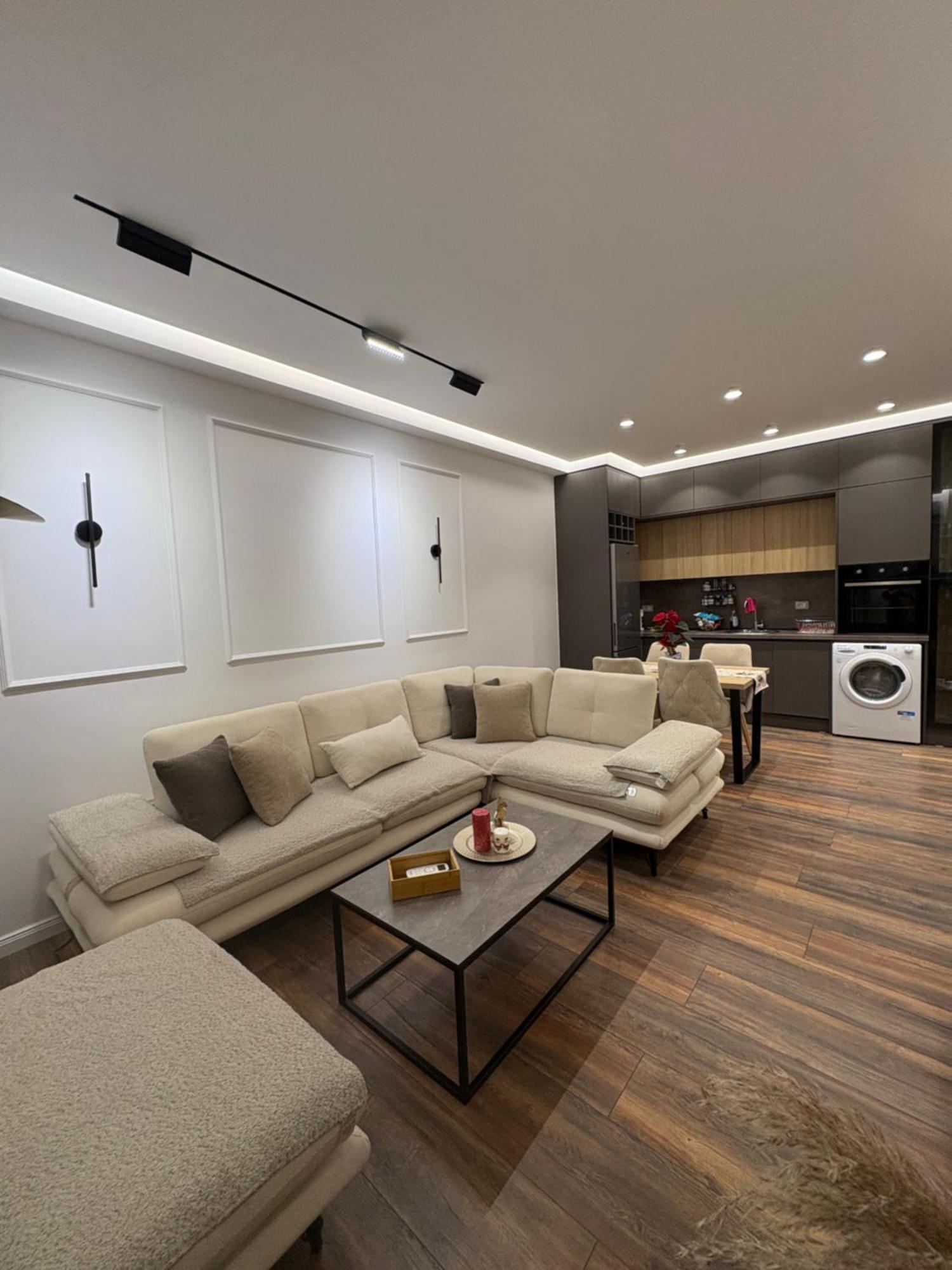 Alajs Apartament Vlore Ngoại thất bức ảnh